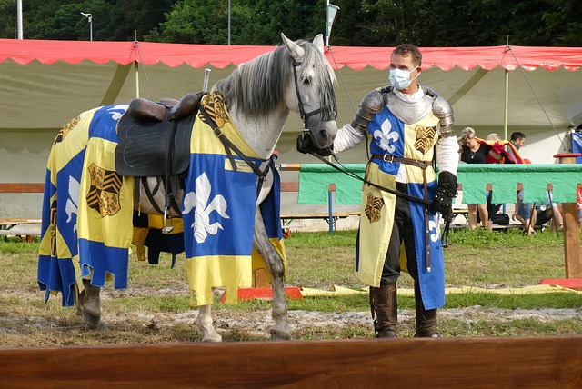 TA：尼潘外租阿贾克斯的可能已消失；曼城考虑是否留埃切韦里